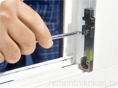 Как выполнить ремонт механизма окна